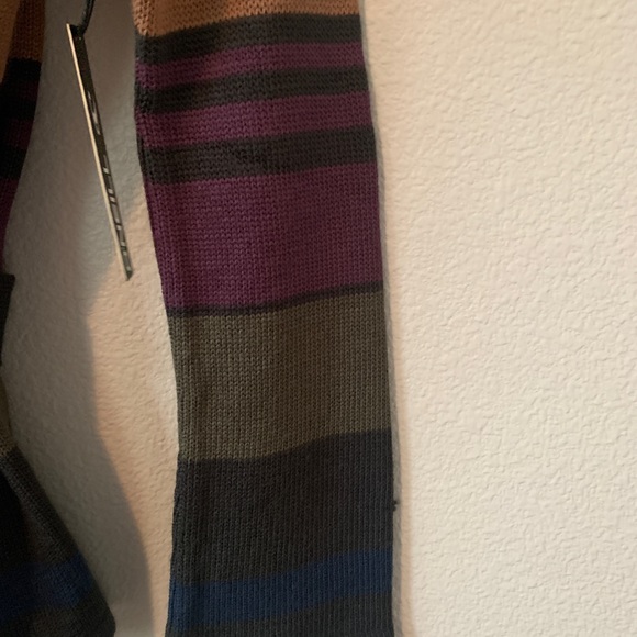 NWT O’Neill cardigan Sweater XS - Picture 3 of 4